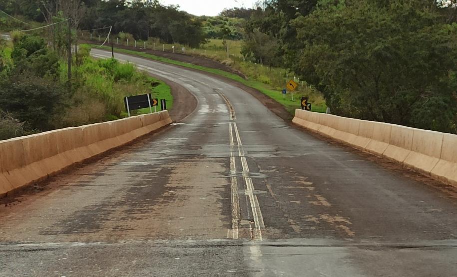 Ponte Rio Santa Quitéria PR-585 no limite entre Ouro Verde do Oeste, São Pedro do Iguaçu e Toledo