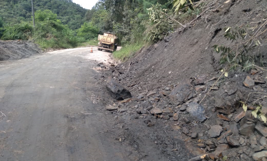 PR-090 Serviços em andamento 09/03/23