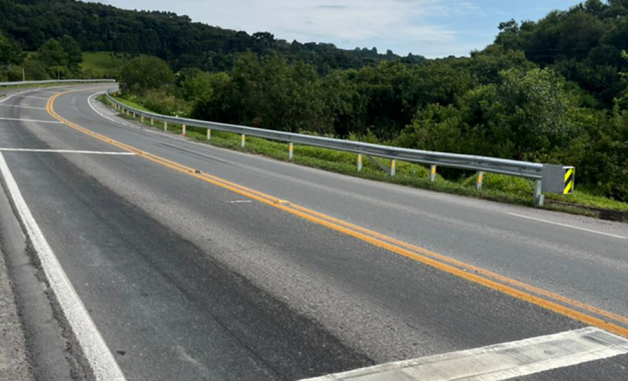 PR-423 entre Araucária e Campo Largo