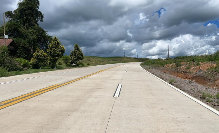 Whitetopping entre Palmas e a BR-153