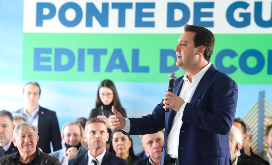 Evento de anúncio do edital da Ponte de Guaratuba