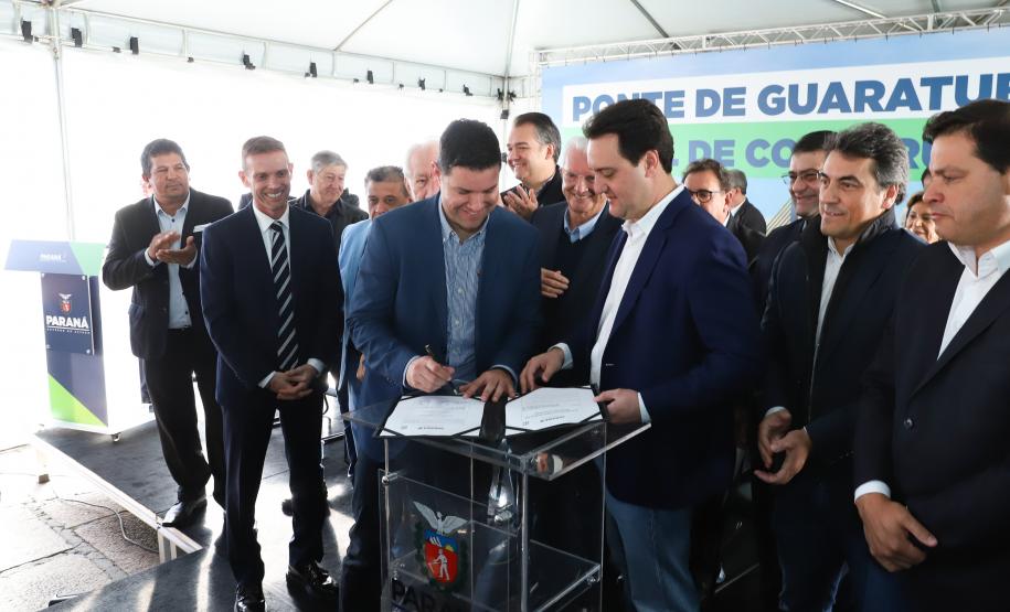 Evento de anúncio do edital da Ponte de Guaratuba