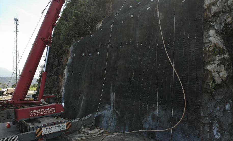 Obras no km 41 da BR-277