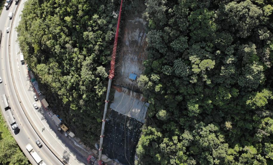 Obras no km 41 da BR-277