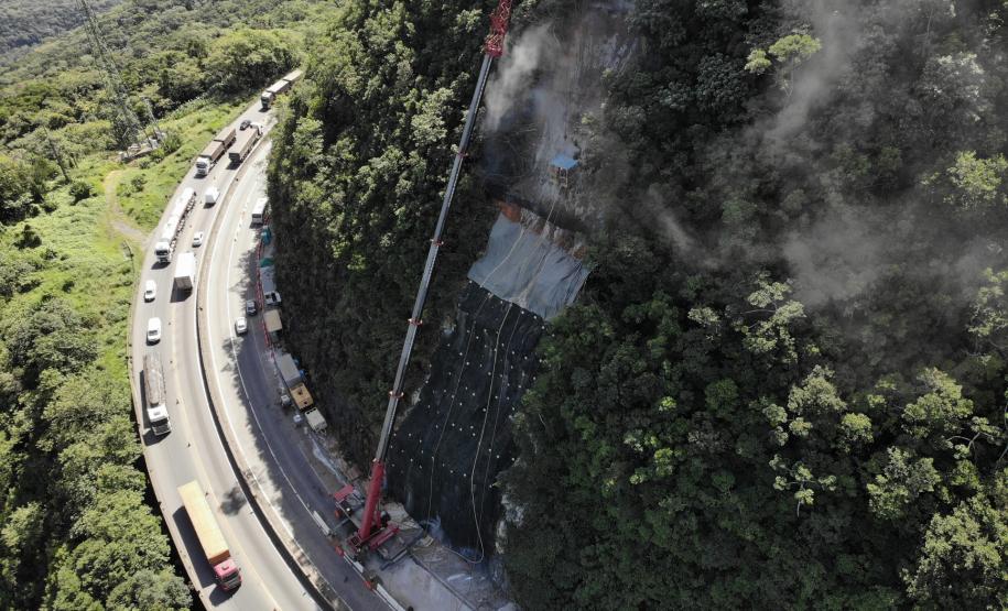 Obras no km 41 da BR-277