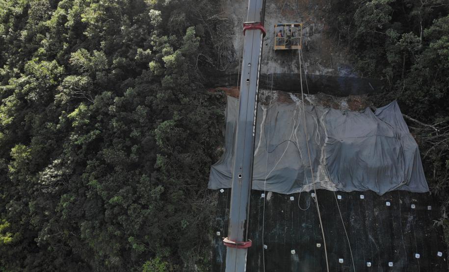 Obras no km 41 da BR-277