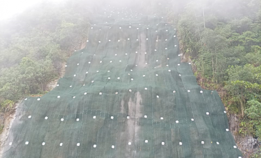 BR-277 contenção emergencial concluída