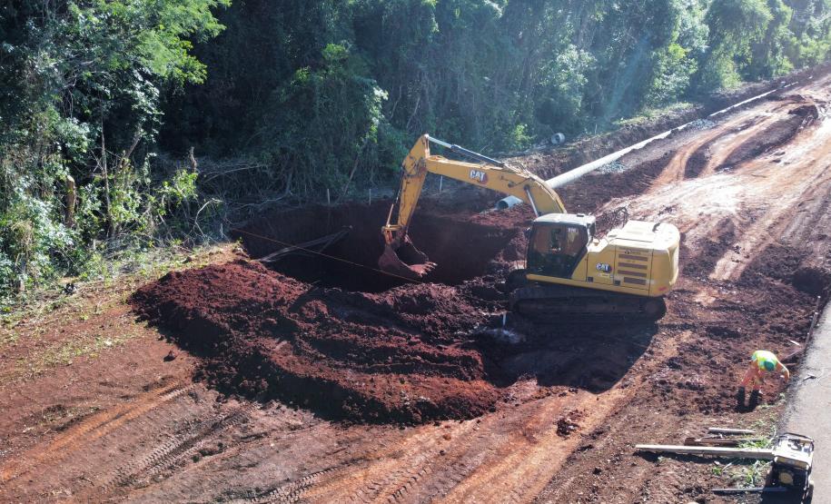 Duplicação BR-469 Terraplenagem e drenagem