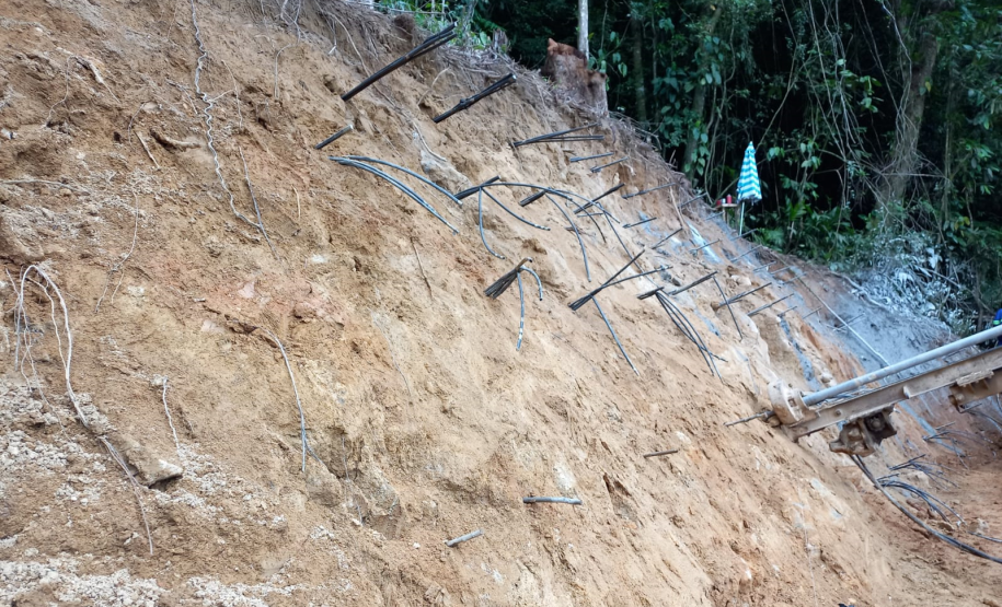 Estrada da Graciosa km 12