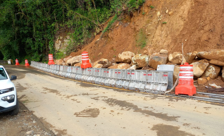 Estrada da Graciosa km 8