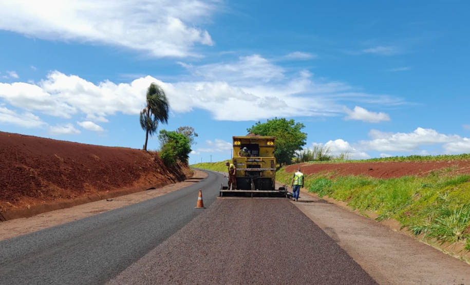 PR-486 entre Assis Chateaubriand e o Rio Piquiri - serviços do Proconserva