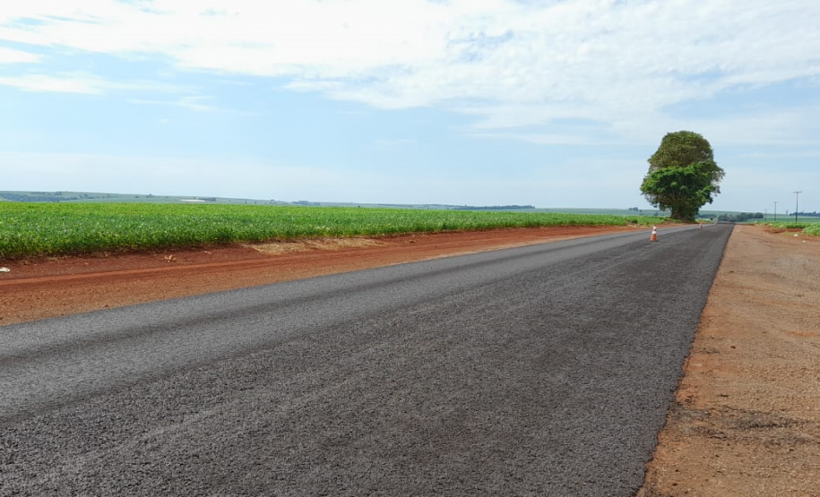 PR-486 entre Assis Chateaubriand e o Rio Piquiri - serviços do Proconserva