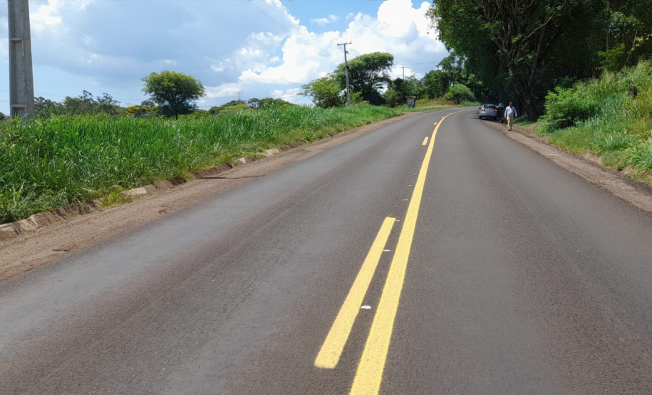 Serviços de conservação na PR-497 entre Missal e São Miguel do Iguaçu