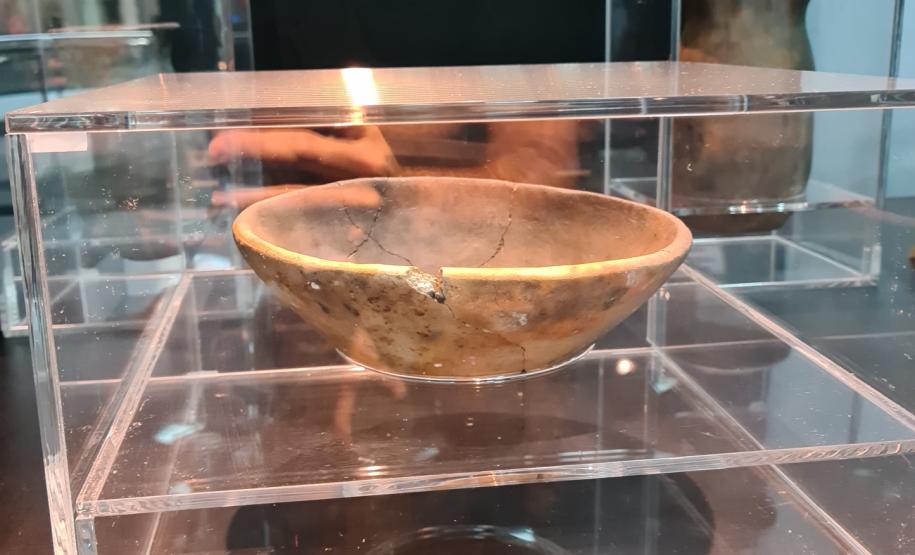 Exposição arqueológica resultante do Programa de Monitoramento Arqueológico da obra da Segunda Ponte da Integração Brasil – Paraguai e da nova rodovia de acesso