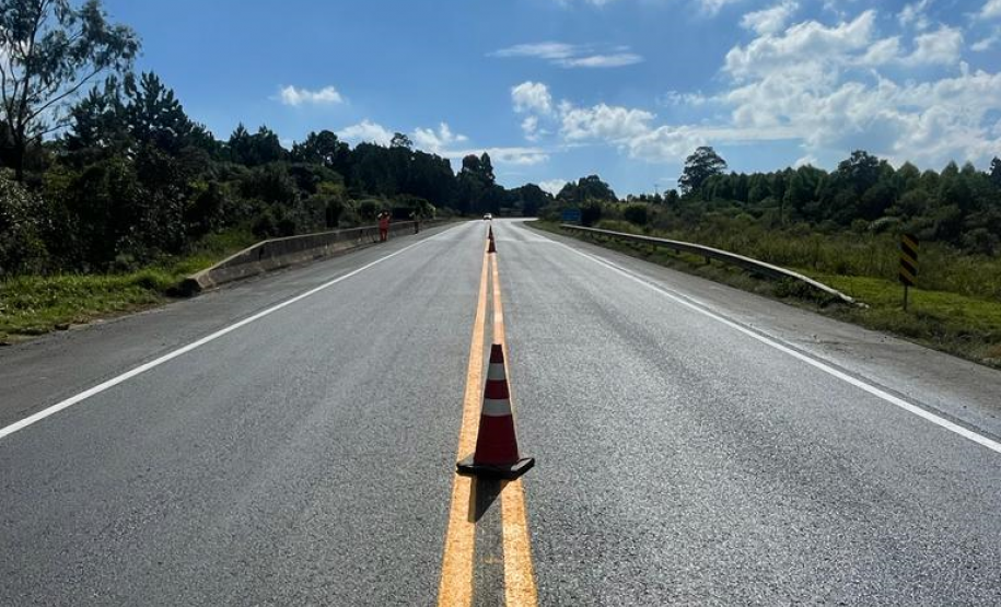 Serviços do Integra Paraná na PR-151, entre Jaguariaíva e Piraí do Sul