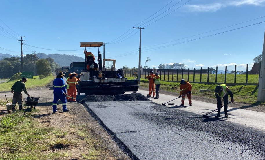 Execução de nova capa asfáltica