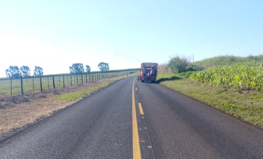 Conservação da PR-461 - sinalização provisória