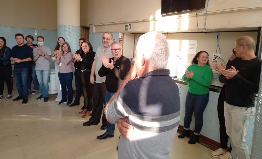 Homenagem ao servidor Adonis Francisco Cooper Coelho, que completou no dia 1º de junho 50 anos de serviço público no DER/PR