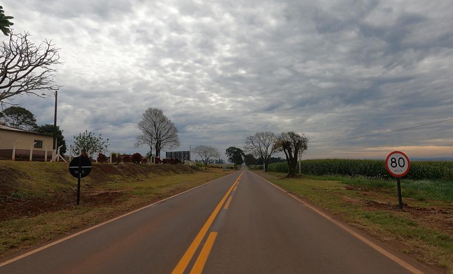 Serviços do Proseg Paraná na PR-546 entre Floresta e Itambé