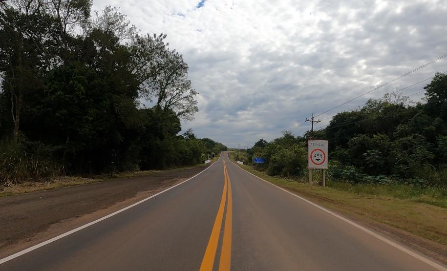 Serviços do Proseg Paraná na PR-546 entre Floresta e Itambé