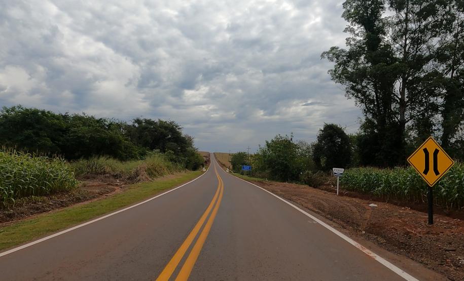 Serviços do Proseg Paraná na PR-546 entre Floresta e Itambé