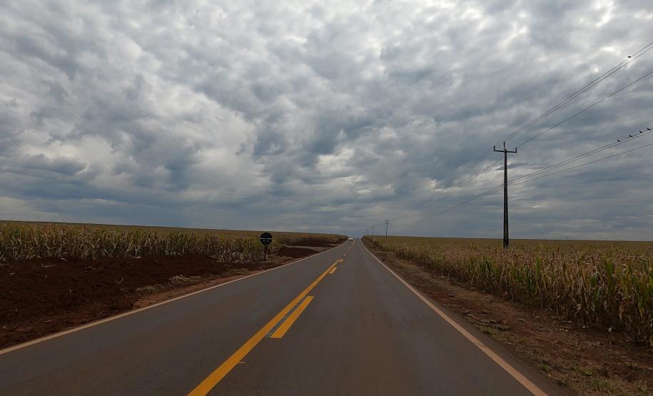 Serviços do Proseg Paraná na PR-546 entre Floresta e Itambé