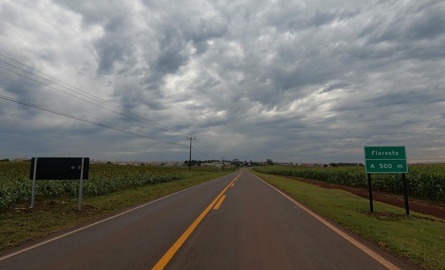 Serviços do Proseg Paraná na PR-546 entre Floresta e Itambé