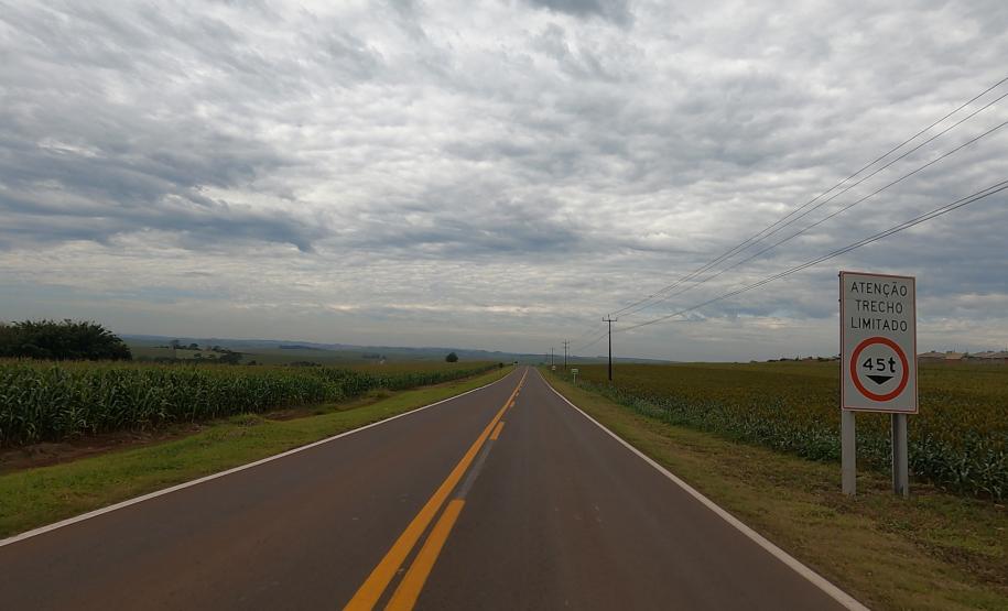 Serviços do Proseg Paraná na PR-546 entre Floresta e Itambé