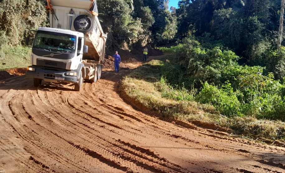 Conservação da PR-092 entre Cerro Azul e Doutor Ulysses