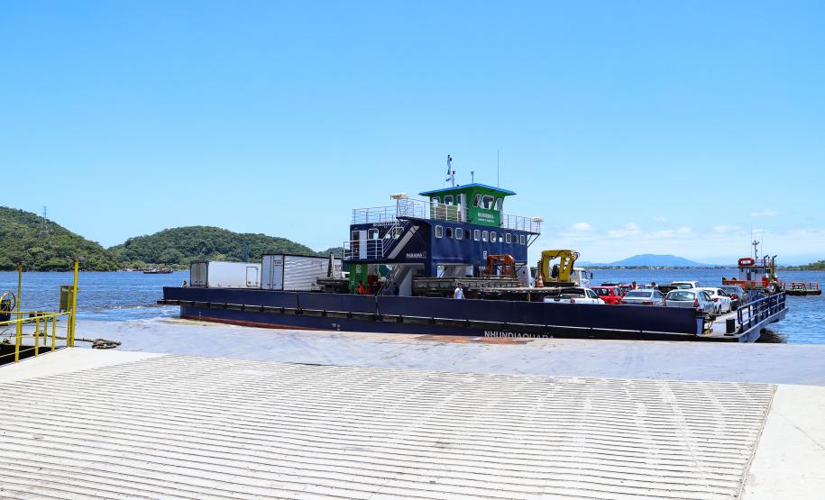 Ferry boat de Guaratuba