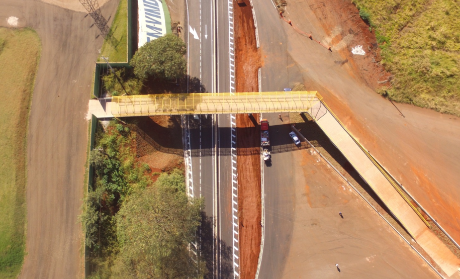 Passarela de Bandeirantes e nova rotatória da BR-369