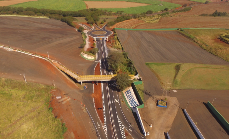 Passarela de Bandeirantes e nova rotatória da BR-369