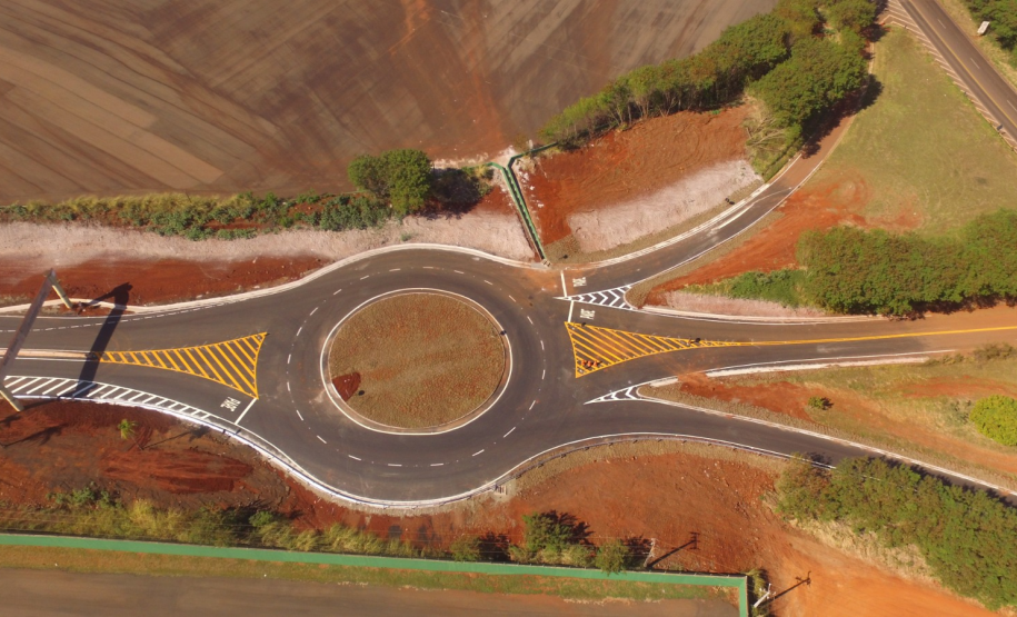 Passarela de Bandeirantes e nova rotatória da BR-369