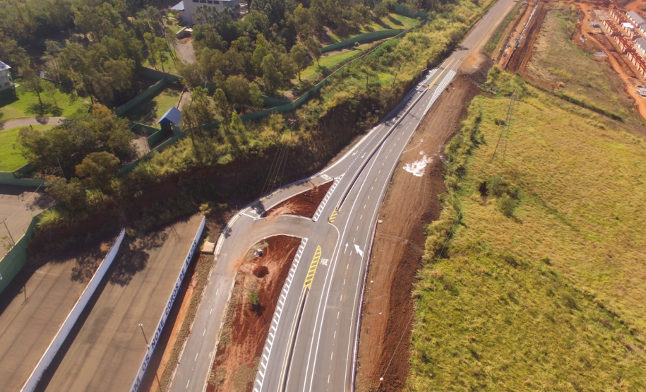 Passarela de Bandeirantes e nova rotatória da BR-369