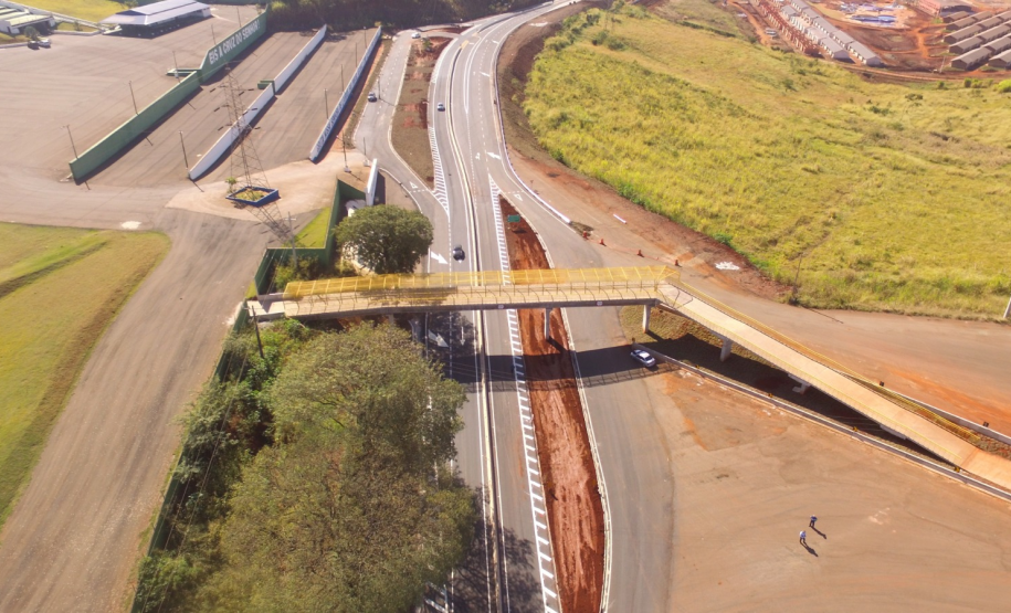 Passarela de Bandeirantes e nova rotatória da BR-369