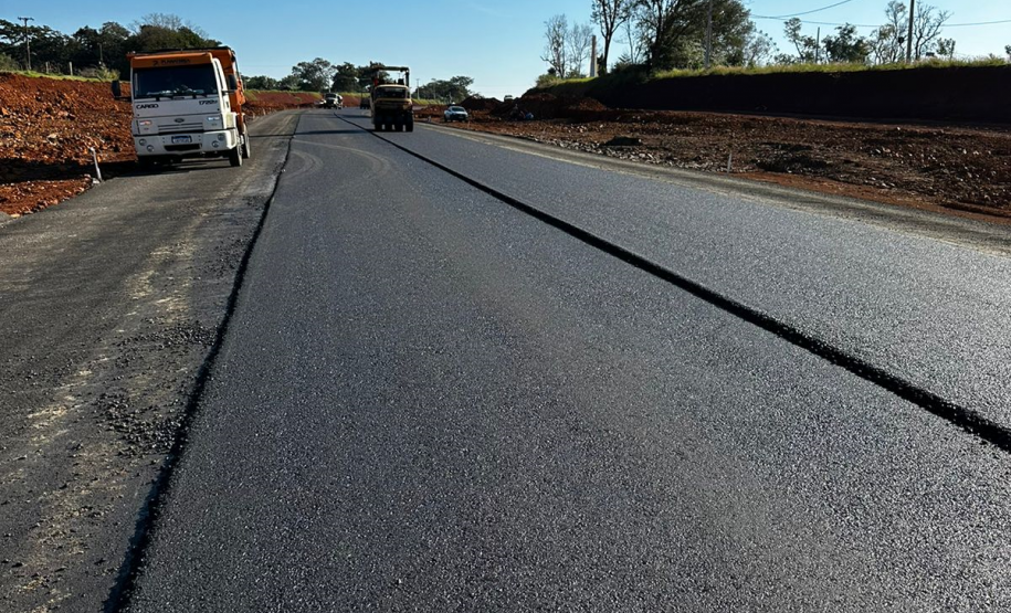 Pavimentação acesso ao Marco das Três Fronteiras