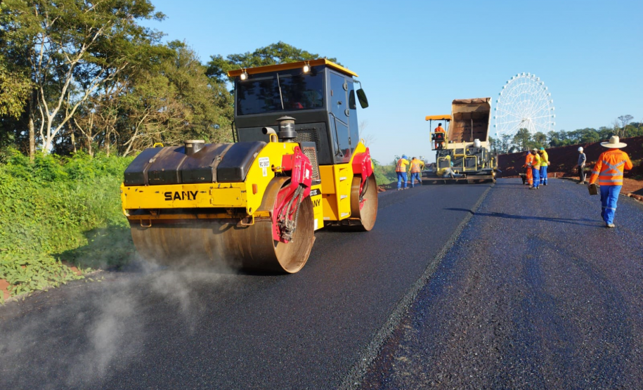 Pavimentação acesso ao Marco das Três Fronteiras