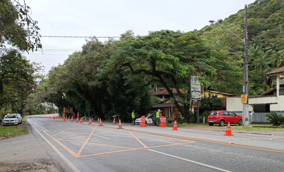 Sondagens da Ponte de Guaratuba na margem ao lado de Matinhos
