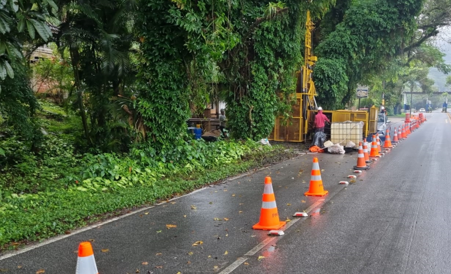Sondagens da Ponte de Guaratuba na margem ao lado de Matinhos