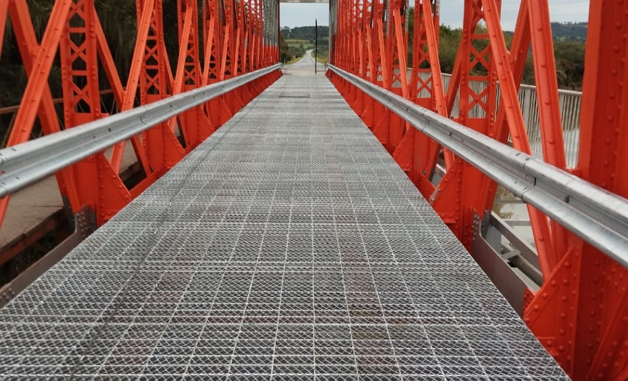 Ponte do Rio da Várzea na PR-427, prestes a ser liberada