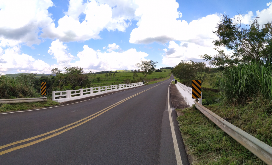 Ponte Rio Anhumas PR-431 em Ribeirão Claro