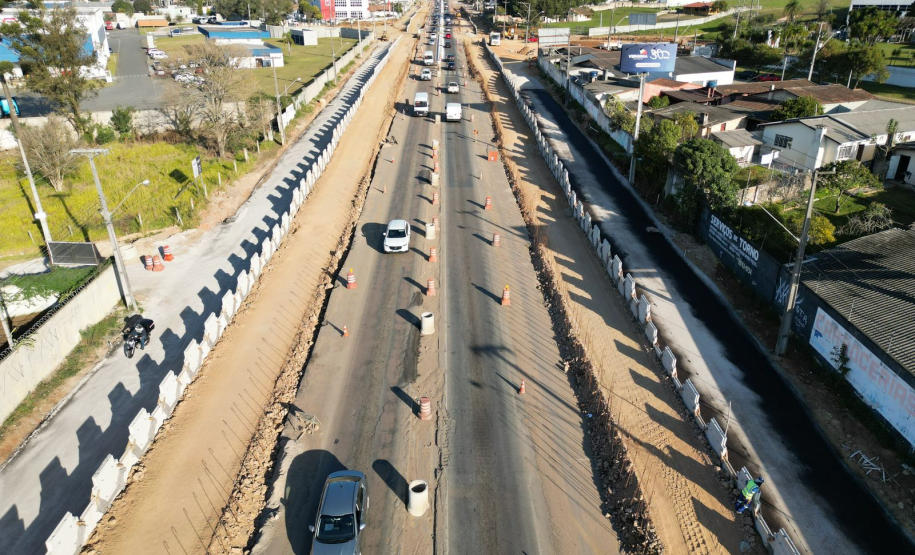 Obras do novo viaduto em São José dos Pinhais