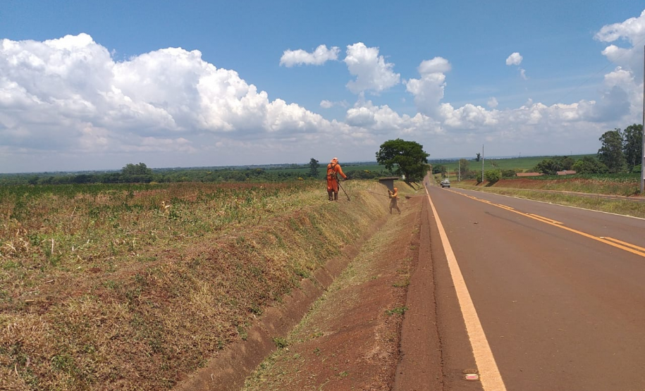 Serviços de conservação do pavimento e faixa de domínio de rodovias estaduais