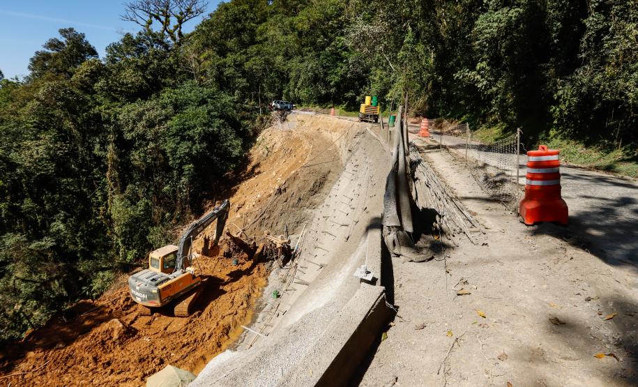 Estrada da Graciosa Km 11+200