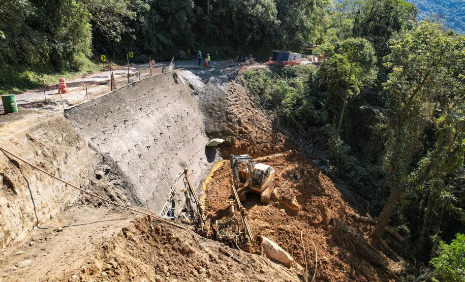 Estrada da Graciosa Km 11+200