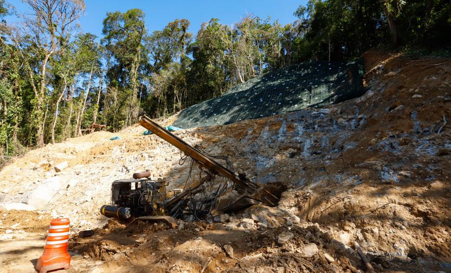 Estrada da Graciosa Km 12