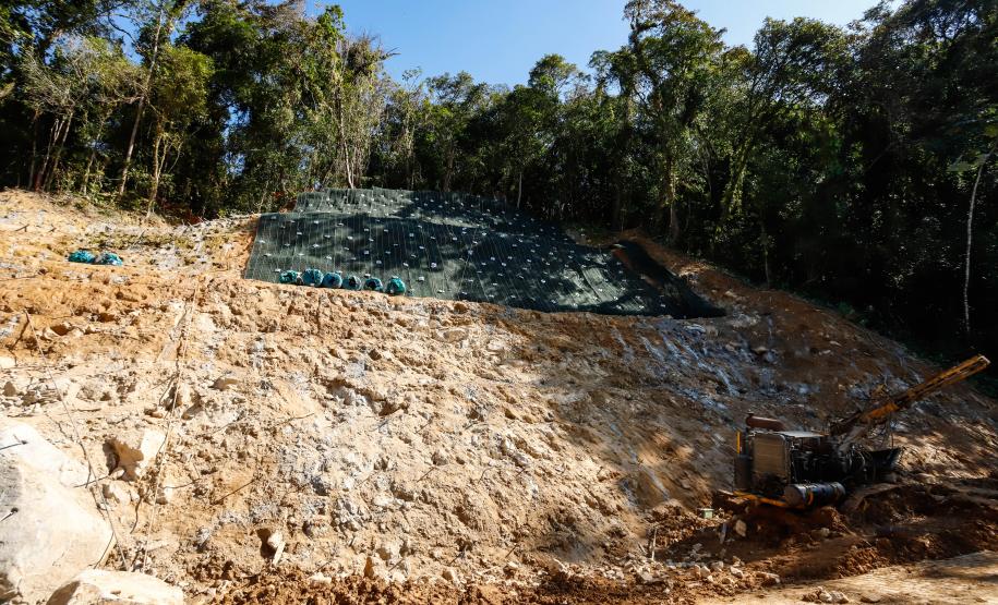 Estrada da Graciosa Km 12