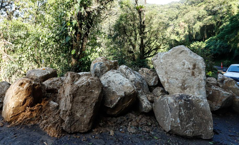 Estrada da Graciosa Km 7