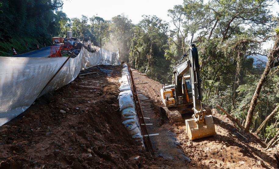 Estrada da Graciosa Km 7