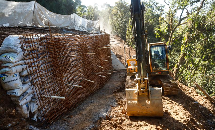 Estrada da Graciosa Km 7